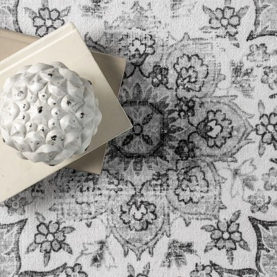 NuLOOM Ren Vintage Floral Machine Washable Area Rug - Image 5