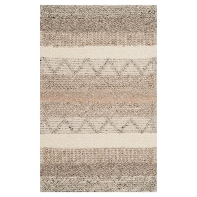 Indian Wells Tufted Rug - Safavieh - Image 4
