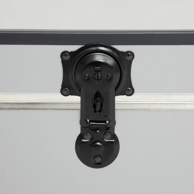 Seward Trunk 30" Paper Line Wheels Black And Alloy - Image 4