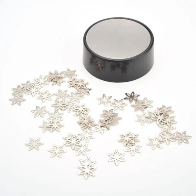 Insten Magnetic Snowflakes Desktop Sculpture, Desk Toy & Decoration For Teens And Adults - Image 2