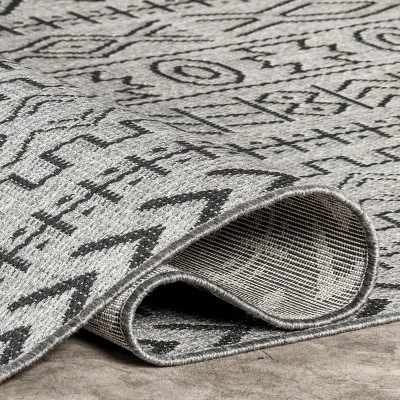 NuLOOM Outdoor Jamie Area Rug - Image 3