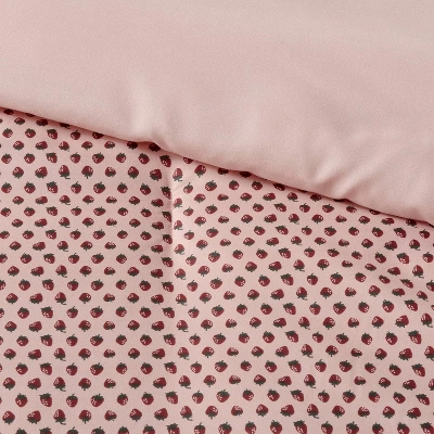 Strawberry Print Reversible Microfiber Comforter & Sheet Set Light Pink - Room Essentials™ - Image 4