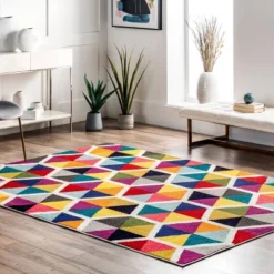 Maris Triangles Area Rug Off White - NuLOOM