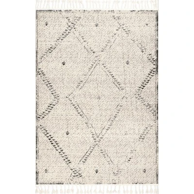 NuLOOM Camilla Moroccan Tassel Area Rug - Image 11